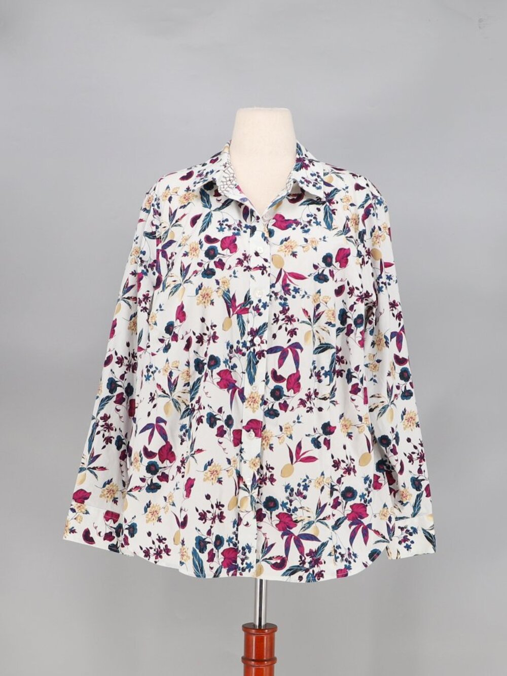 TALBOTS No Iron Floral Button Front Perfect Shirt Cotton Stretch Size 20W